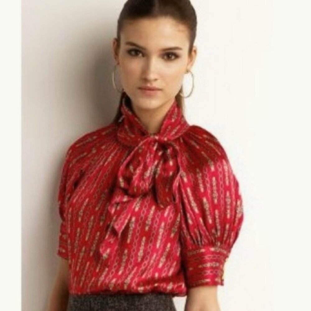 Banana Republic 100% Silk Tie Neck Buckle & Chain Print Blouse Petite XS